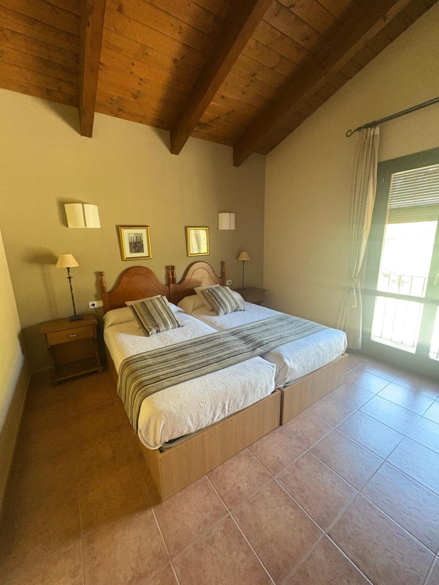 Hotel Guara Inluka Las Almunias Oda fotoğraf