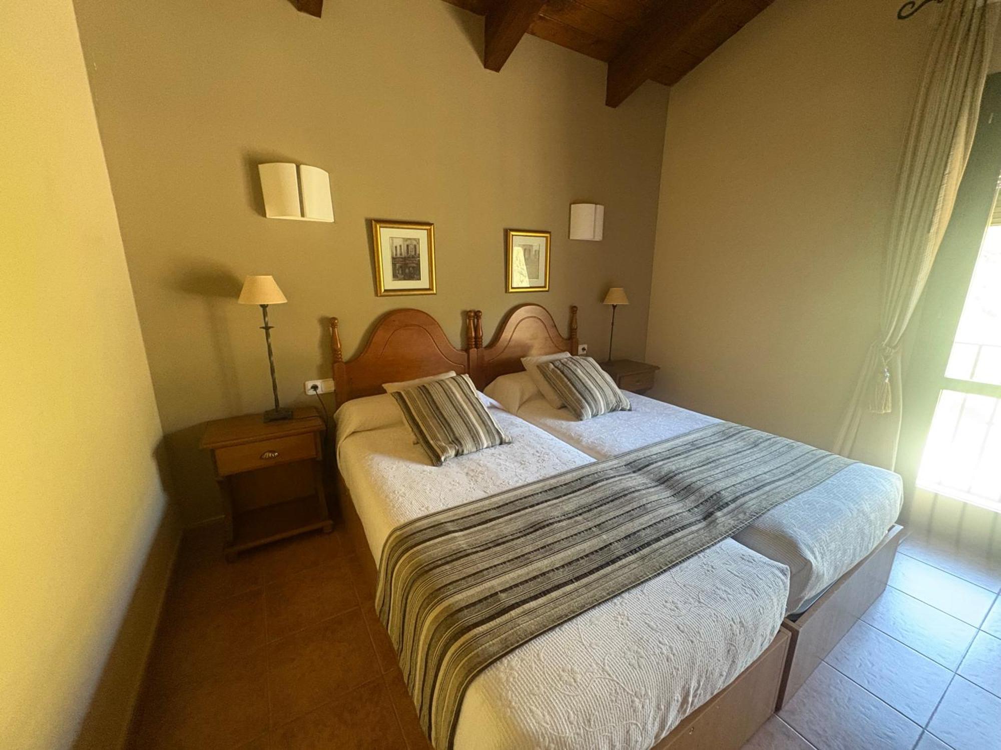 Hotel Guara Inluka Las Almunias Oda fotoğraf