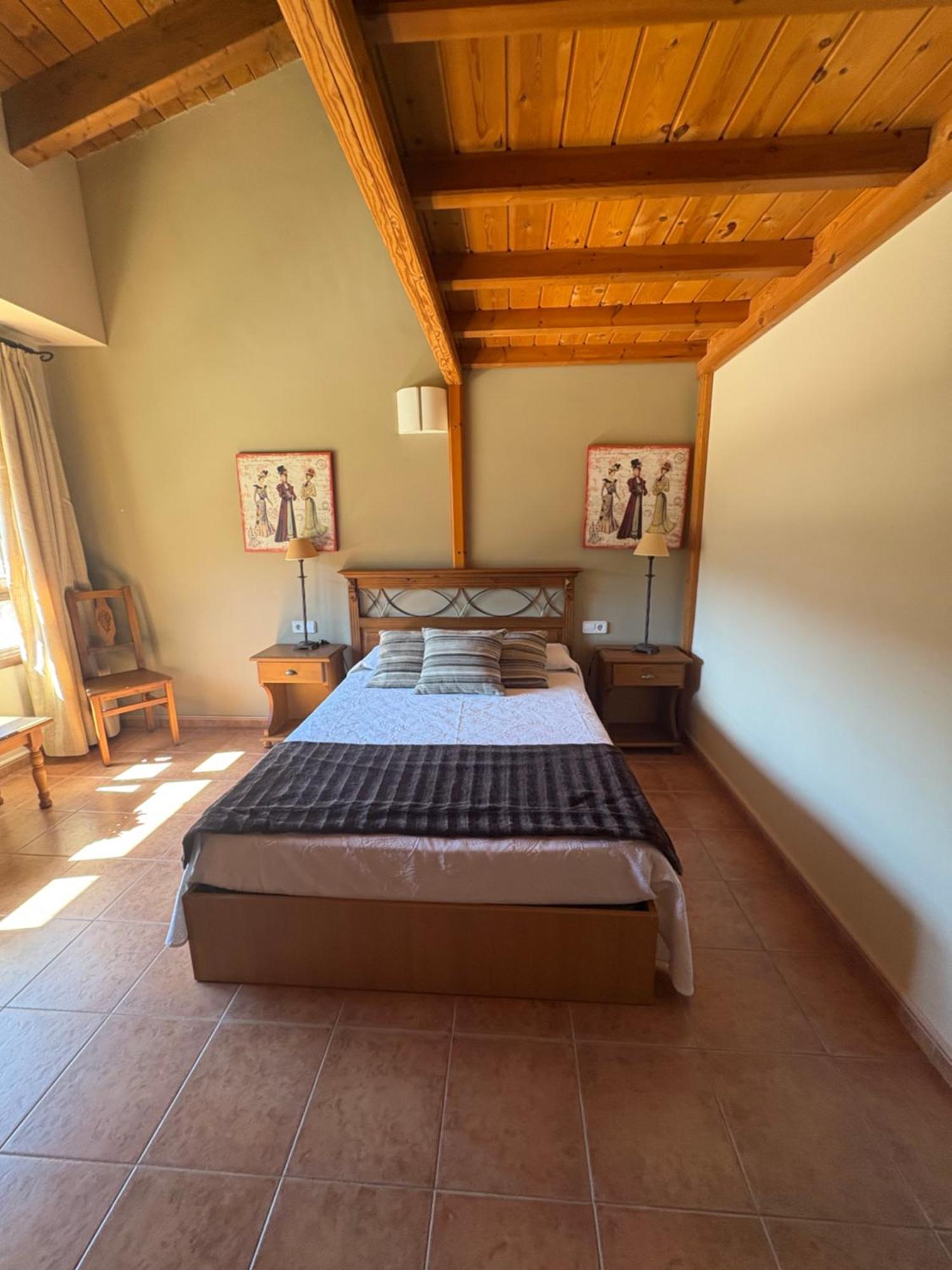 Hotel Guara Inluka Las Almunias Oda fotoğraf