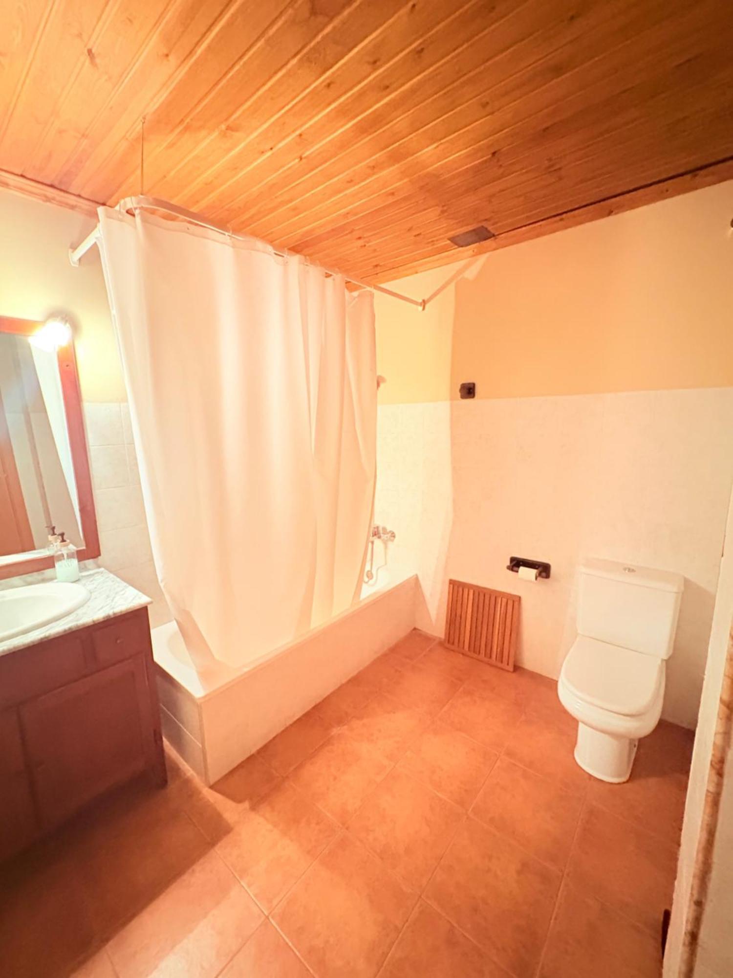 Hotel Guara Inluka Las Almunias Oda fotoğraf