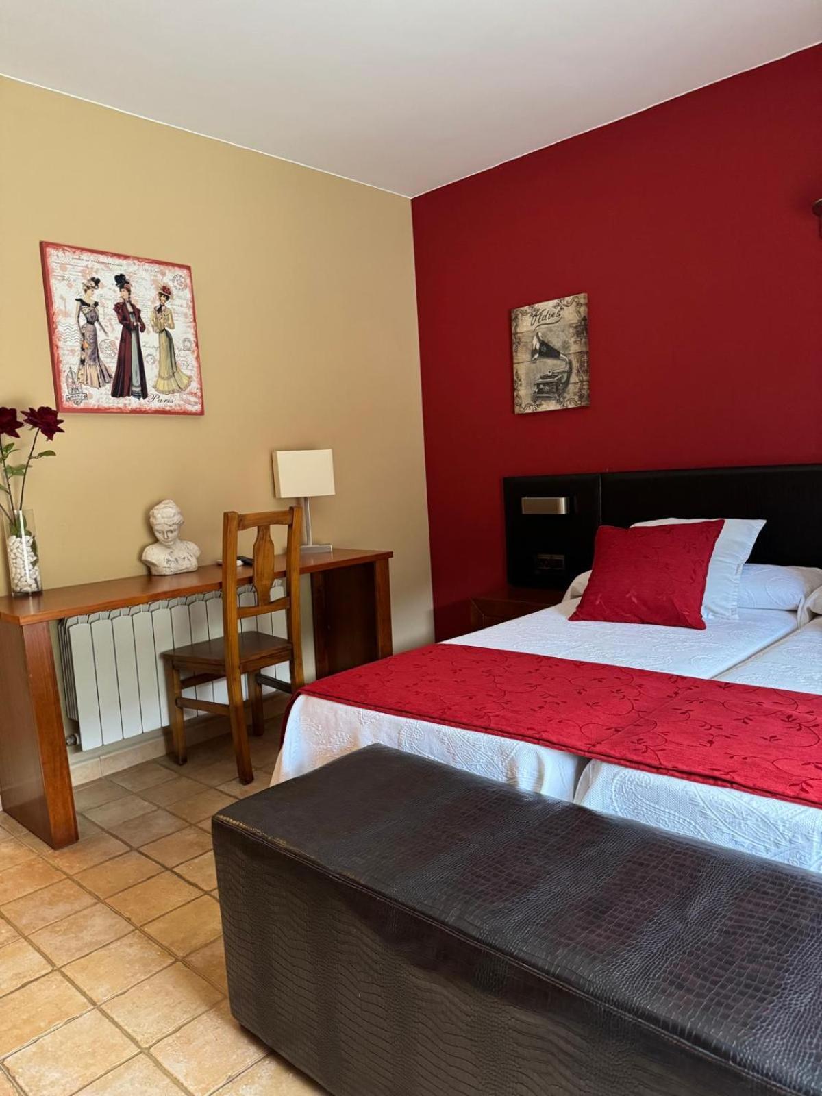Hotel Guara Inluka Las Almunias Oda fotoğraf