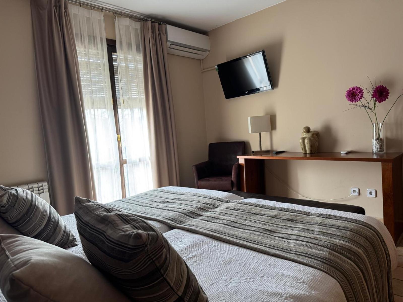 Hotel Guara Inluka Las Almunias Dış mekan fotoğraf